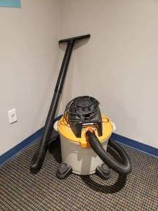 lot 947 image: Ridgid 5HP 12 Gallon WetDry Vac, Model WD12450