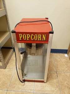 lot 950 image: Theater Pop 8 Popcorn Machine