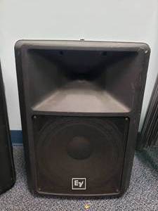 lot 1055 image: Electro-Voice EV Sx300 300W 12 Two-Way Passive Loudspeaker