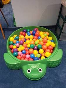 lot 1138 image: Little Tikes Sandbox Turtle FULL of Play Balls