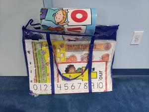 lot 1144 image: Large Bag Full of Bulletin Classroom Bulletin Board Items