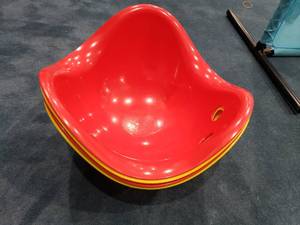 lot 1219 image: Lot of 4 Bilibo Sit & Spin Seats