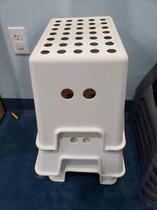lot 1231 image: 3 White Step Stools