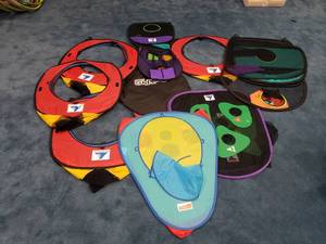 lot 1243 image: Large Lot of Misc Play Huts