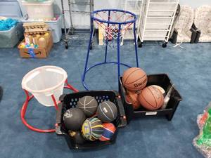 lot 1244 image: Large Lot of Basketballs & Play Hoops