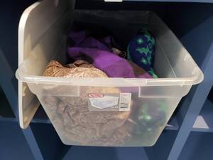 lot 1298 image: Large Tote Full of Misc Fabrics