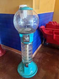 lot 1352 image: Vintage Creative Products Gumball Roller Machine