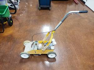 lot 1405 image: Rust-Oleum Rolling Striping Mahcine