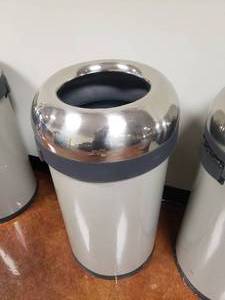 lot 1420 image: Round Open Mount Trash Can