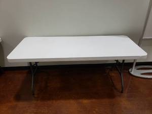 lot 1458 image: Lifetime 6 Folding Leg Banquet Table