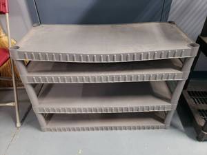 lot 1536 image: Modified Plastic Shelf