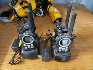 lot 1539 image: Lot of 4 Motorola Walkie Talkies