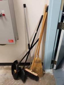 lot 1563 image: Lot of Brooms & Dust Pans