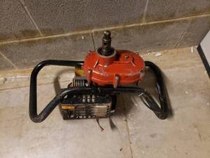 lot 1580 image: General 210 Post Hole Digger