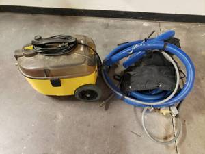 lot 1588 image: Tornado Carpet Cleaner w Hose & Gun