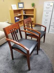 lot 1594 image: Lot of 2 Matching Wooden Chairs