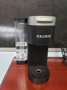lot 1648 image: Keurig Model K910 Coffee Maker