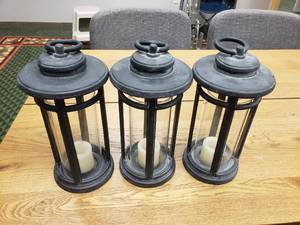 lot 1475 image: Lot of 3 Wrought Iron Candle Holders w Glass Insert