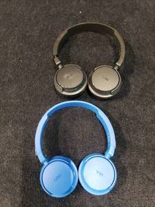 lot 1756 image: Pair of 2 Onn Wireless Headphones