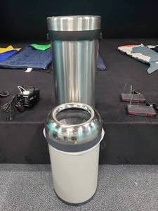 lot 1762 image: Lot of 2 Trash Cans