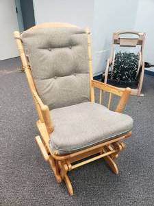 lot 1824 image: Super Comfortable Wooden Rocker