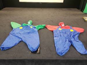 lot 1834 image: Mario & Luigi Inflatable Costumes