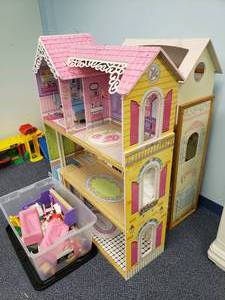 lot 1857 image: Lot of 2 Doll Houses w Misc Doll House Pieces