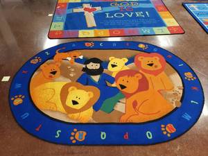 lot 1879 image: Large Classroom Area Rug.  90 x 65