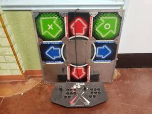 lot 1924 image: Lot of PC Gaming Gear.  Dance Revolution & Arcade Joystick