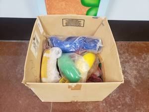 lot 1926 image: Lot of Misc Games & Inflatable Balls