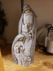 lot 1961 image: 2 Tall Nativity Statues