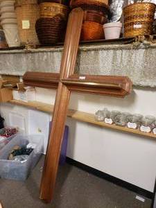 lot 2000 image: Large Wooden Cross