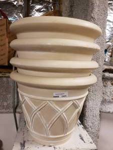 lot 2005 image: Lot of 4 20 Urethane Planters