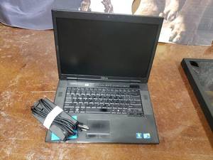 lot 2036 image: Dell Vostro 1520 Laptop