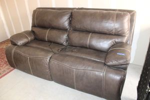 lot 9 image: Power Leather dual reclining oversixed loveseat - 68W x 43D x 39Back Height