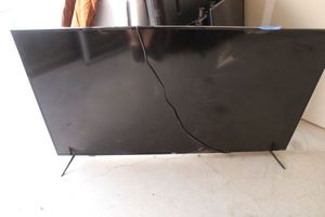 lot 5 image: ONN Roku TV Model 100012587