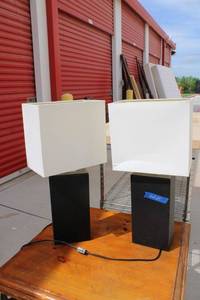 lot 25 image: Pair of square table lamps