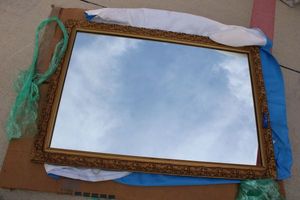 lot 89 image: Gold framed mirror