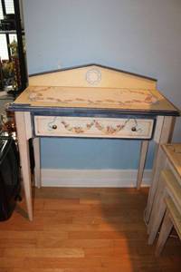lot 2 image: Painted Wooden Desk