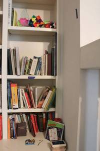 lot 113 image: Books and puzzle balls