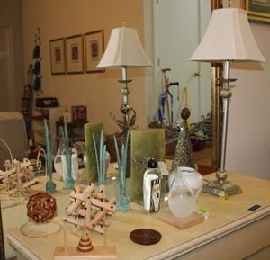 lot 125 image: Home Dcor Tall table lamp, wood puzzles, glass tear drop, scented oil and more