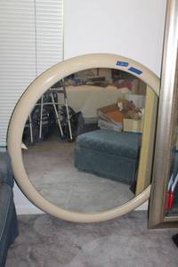 lot 156 image: 44 Round mirror