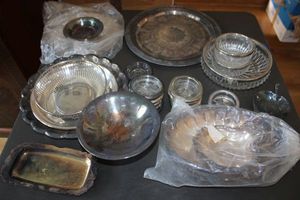 lot 12 image: Silver Plated Collection. Platters, bowls, coasters.
