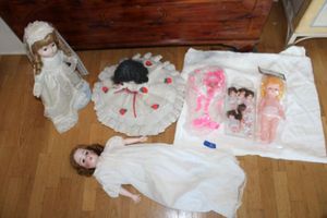 lot 50 image: Collector and plastic dolls.  Fragile doll with moving joints marked 1362 Made in Germany 2 12