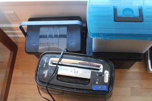 lot 33 image: Paper shredder and Portable file cases