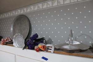 lot 70 image: Vintage Aluminum dishes, see photos