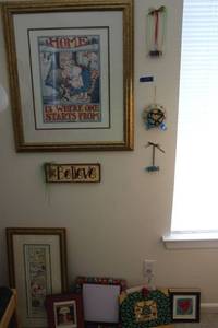 lot 233 image: Wall art and prints as shown