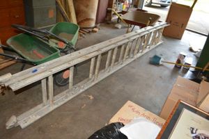 lot 244 image: Aluminum extension ladder