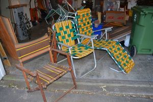 lot 223 image: Vintage aluminum and wooden folding yard chairs