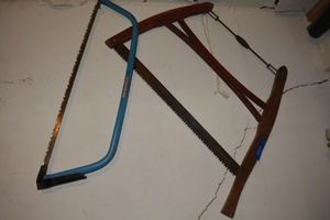 lot 210 image: Vintage hand saws